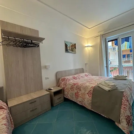 De Riso Luxury Amalfi Coast Apartment Minori